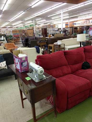 Thrift Store «Knoxville Habitat For Humanity ReStore», reviews and photos