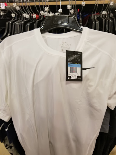 Clothing Store «Nike Factory Store», reviews and photos, 2700 Potomac Mills Cir #511, Woodbridge, VA 22192, USA