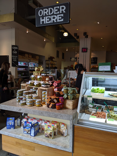 Shopping Mall «The Americana at Brand», reviews and photos, 889 Americana Way suite 330, Glendale, CA 91210, USA