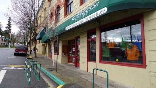 Ashland Outdoor Store, 37 3rd St, Ashland, OR 97520, USA, 