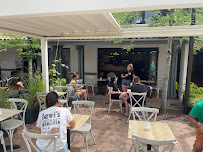 Atmosphère du Café FERRET COFFEE SHOP à Lège-Cap-Ferret - n°3
