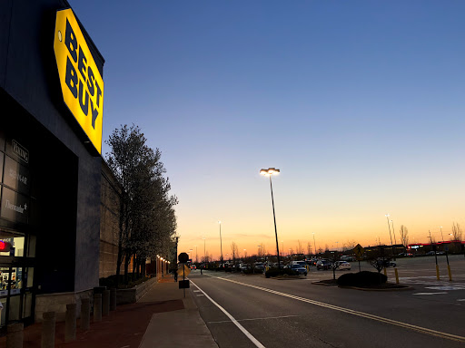 Electronics Store «Best Buy», reviews and photos, 151 Highlands Blvd Dr, Manchester, MO 63011, USA