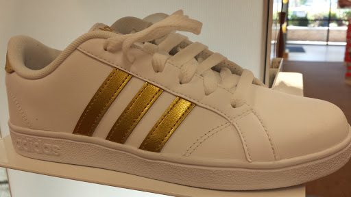 Shoe Store «Famous Footwear», reviews and photos, 7023 SW Nyberg St, Tualatin, OR 97062, USA