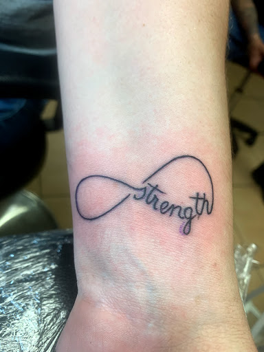 Tattoo Shop «Cross Roads Tattoo and Piercing», reviews and photos, 2070 Texas Ave, Bridge City, TX 77611, USA