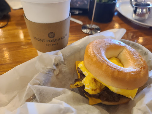 Cafe «Front Porch Cafe», reviews and photos, 932 W Maple St, Hartville, OH 44632, USA