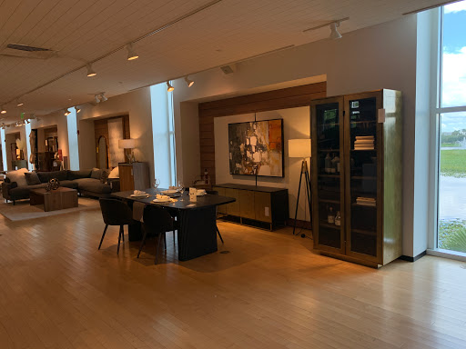 Furniture Store «Crate and Barrel», reviews and photos, 2201 N Westshore Blvd, Tampa, FL 33607, USA