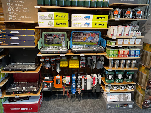 Camping Store «REI», reviews and photos, 766 E Big Beaver Rd, Troy, MI 48083, USA