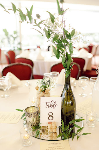 Florist «Town & Country Gardens Elgin», reviews and photos, 219 Douglas Ave, Elgin, IL 60120, USA