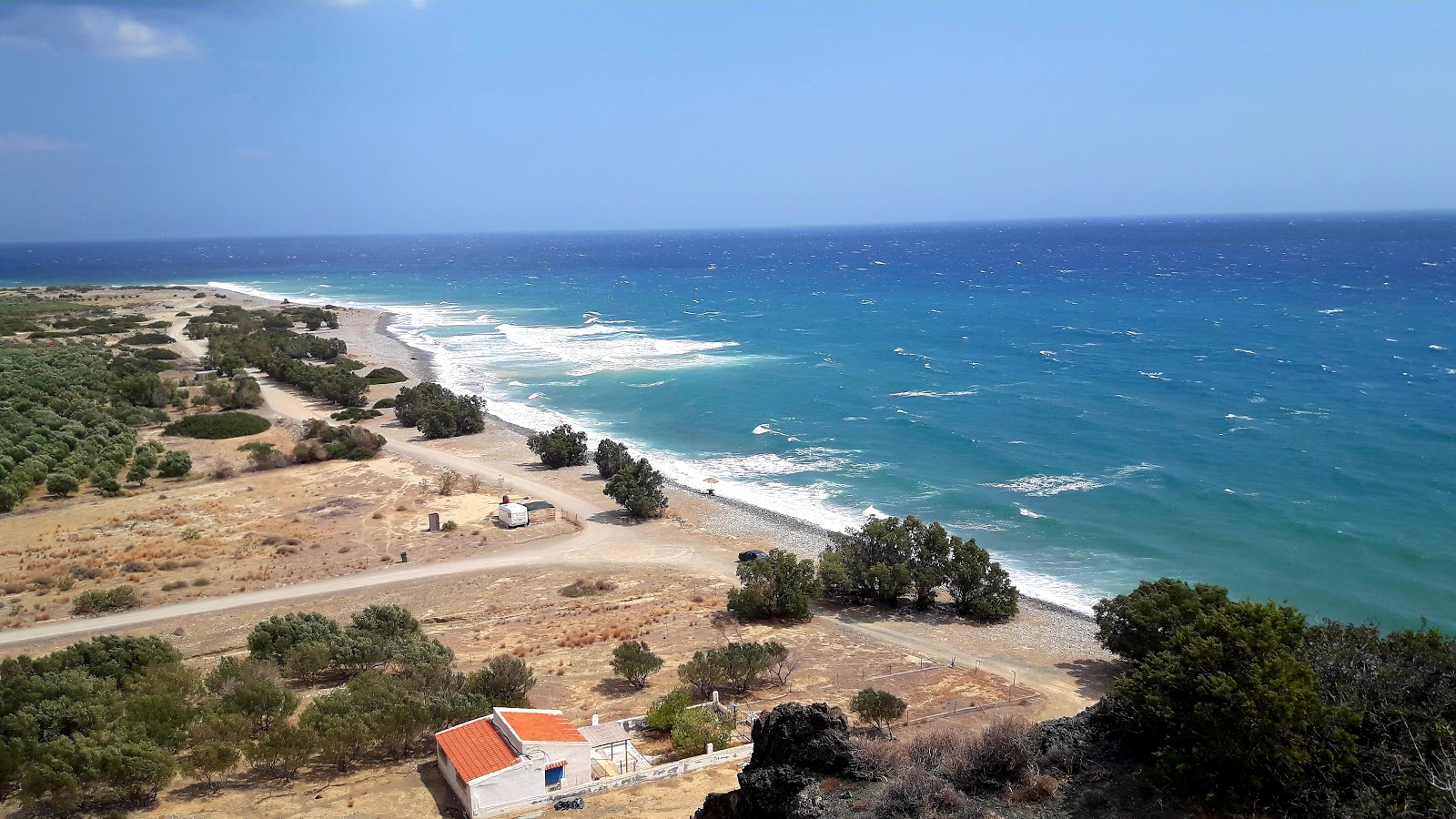 Fotografija Dermatos beach z prostorna obala