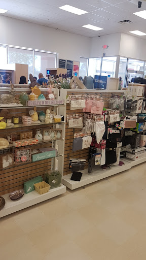Department Store «Marshalls & HomeGoods», reviews and photos, 1120 Lake Woodlands Dr, The Woodlands, TX 77380, USA