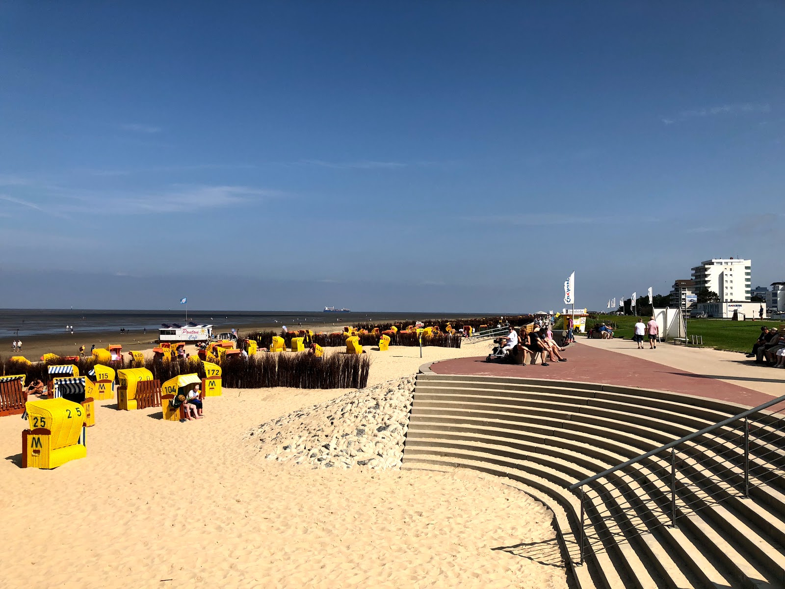 Foto av Duhnen stranden med hög nivå av renlighet