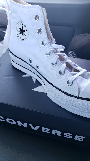 Shoe Store «Famous Footwear», reviews and photos, 5500 Grossmont Center Dr, La Mesa, CA 91942, USA