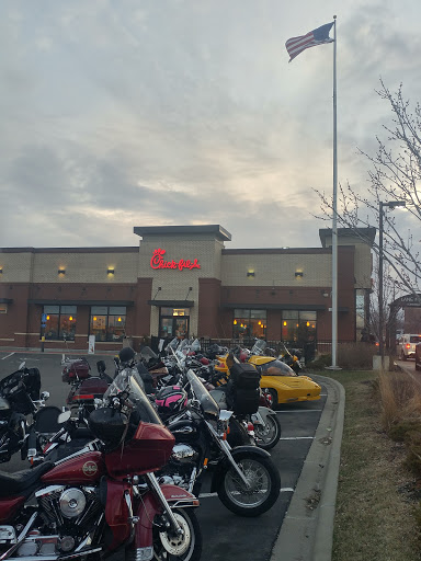 Fast Food Restaurant «Chick-fil-A», reviews and photos, 7480 153rd St W, Apple Valley, MN 55124, USA