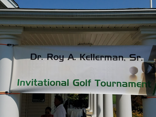 Golf Course «Wintonbury Hills Golf Course», reviews and photos, 206 Terry Plains Rd, Bloomfield, CT 06002, USA