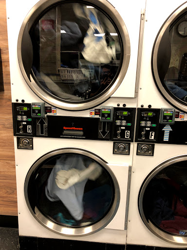 Laundromat «Coin-Op Laundry Milpitas - Open 24 Hours Every Day», reviews and photos, 588 N Abel St, Milpitas, CA 95035, USA