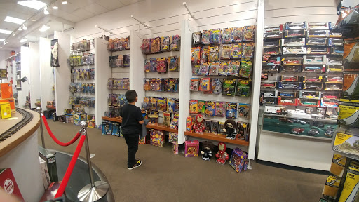 Shopping Mall «Paradise Valley Mall», reviews and photos, 4568 E Cactus Rd, Phoenix, AZ 85032, USA