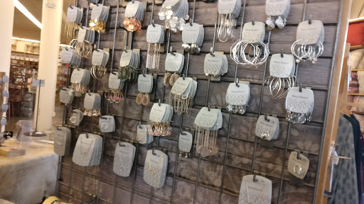 Furniture Store «Cost Plus World Market», reviews and photos, 1697 Mt Diablo Blvd, Walnut Creek, CA 94596, USA