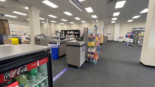 Print Shop «FedEx Office Print & Ship Center», reviews and photos, 1121 S Spring St, Little Rock, AR 72202, USA