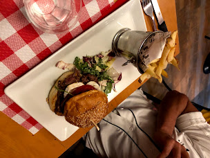 Photo n°95 de Le Bistro Du Panier à Marseille ()