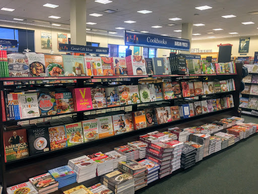 Book Store «Barnes & Noble», reviews and photos, 1446 N Litchfield Rd, Goodyear, AZ 85395, USA
