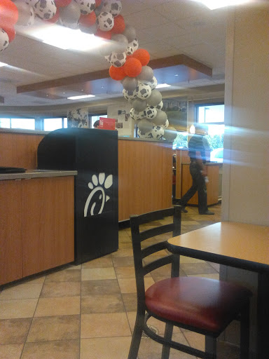 Fast Food Restaurant «Chick-fil-A», reviews and photos, 1098 N Colony Rd, Wallingford, CT 06492, USA