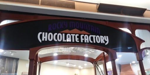 Shopping Mall «Hanes Mall», reviews and photos, 3320 Silas Creek Pkwy, Winston-Salem, NC 27103, USA