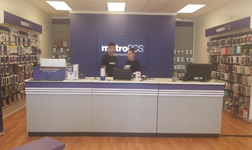 Cell Phone Store «MetroPCS Authorized Dealer», reviews and photos, 700 N High St, Millville, NJ 08332, USA