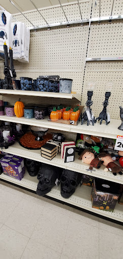Discount Store «Big Lots», reviews and photos, 16100 E 10 Mile Rd, Eastpointe, MI 48021, USA