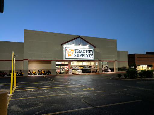 Home Improvement Store «Tractor Supply Co.», reviews and photos, 40 Dillon Plaza Dr, High Ridge, MO 63049, USA