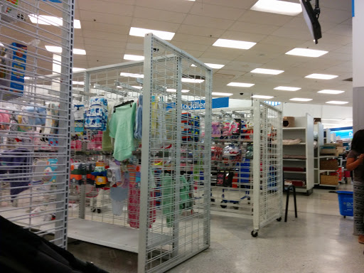 Clothing Store «Ross Dress for Less», reviews and photos, 5733 Christie Ave, Emeryville, CA 94608, USA