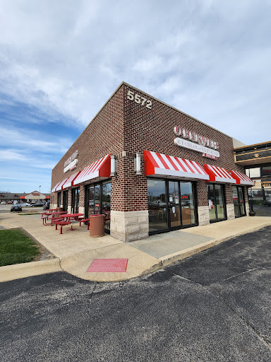 Ice Cream Shop «Oberweis Ice Cream and Dairy Store», reviews and photos, 5572 W Grand Ave Suite 1, Gurnee, IL 60031, USA