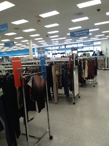 Clothing Store «Ross Dress for Less», reviews and photos, 16250 Paramount Blvd, Paramount, CA 90723, USA