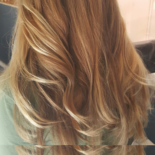 Hair Salon «Mia Bella Salon», reviews and photos, Mia Bella Salon, 1311 Lincoln St, Eugene, OR 97401, USA