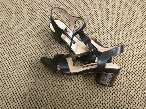 Department Store «Saks OFF 5TH», reviews and photos, 4700 Baldwin Rd, Auburn Hills, MI 48326, USA