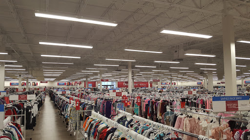Clothing Store «Burlington Coat Factory», reviews and photos, 16590 N Fwy Service Rd, Conroe, TX 77384, USA