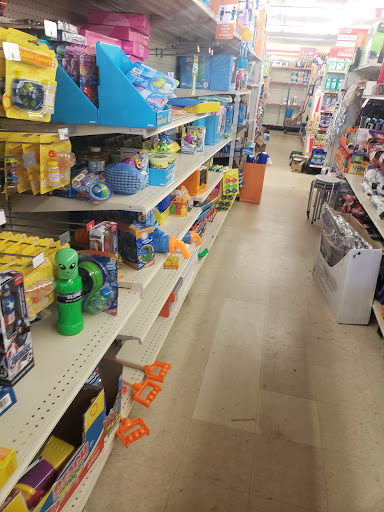 Dollar Store «FAMILY DOLLAR», reviews and photos, 4 Eglin Pkwy SE, Fort Walton Beach, FL 32548, USA