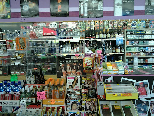 Liquor Store «White Horse Liquors», reviews and photos, 6606 Telegraph Ave, Oakland, CA 94609, USA