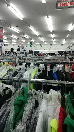 Clothing Store «Gen X Clothing», reviews and photos, 2090 Olympic St, Springfield, OR 97477, USA