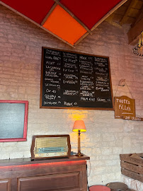 Restaurant de fish and chips Fish And Chips Pougemin à Louzignac (le menu)