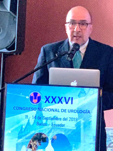 Dr. Ricardo Camacho Ramírez Urólogo Cirujano - Ibarra