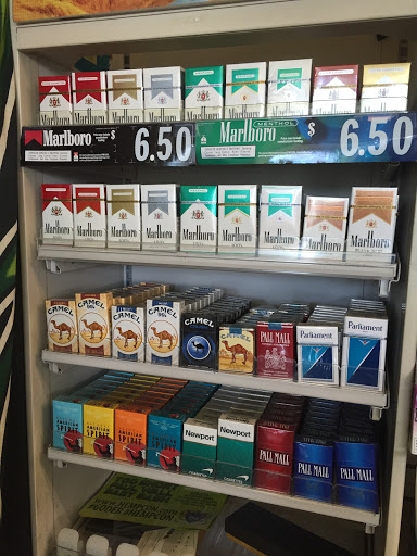 Tobacco Shop «Hot Box Smoke Shop», reviews and photos, 1111 El Camino Real #3, Santa Clara, CA 95050, USA