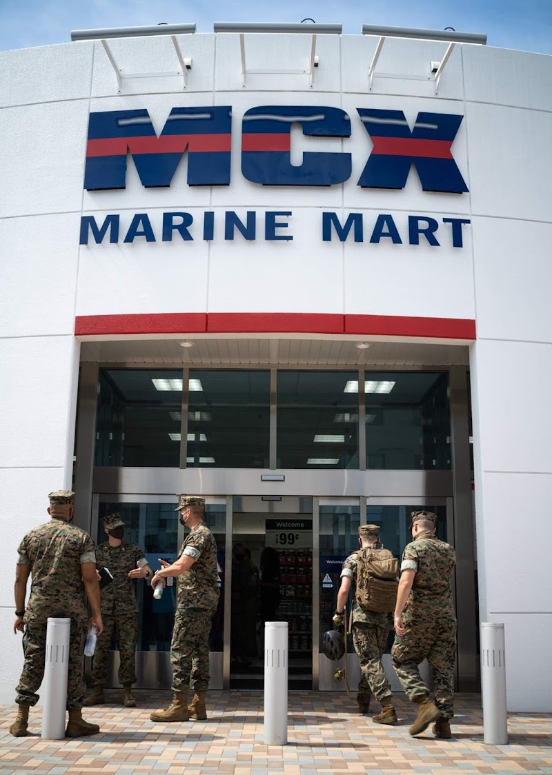 MCX Marine Mart（岩国米軍基地内）