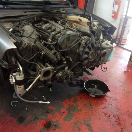 Auto Repair Shop «Golden Auto Clinic», reviews and photos, 2321 East St, Golden, CO 80401, USA