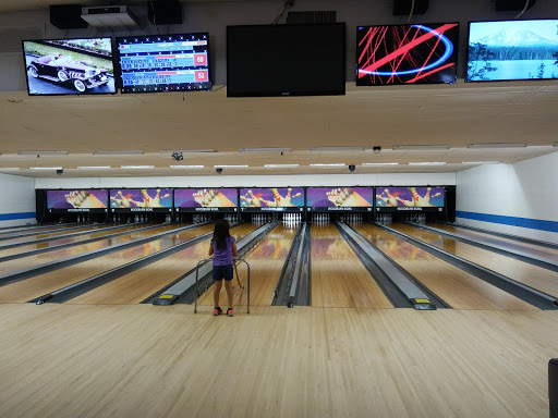 Bowling Alley «Woodburn Bowl», reviews and photos, 435 N Pacific Hwy, Woodburn, OR 97071, USA