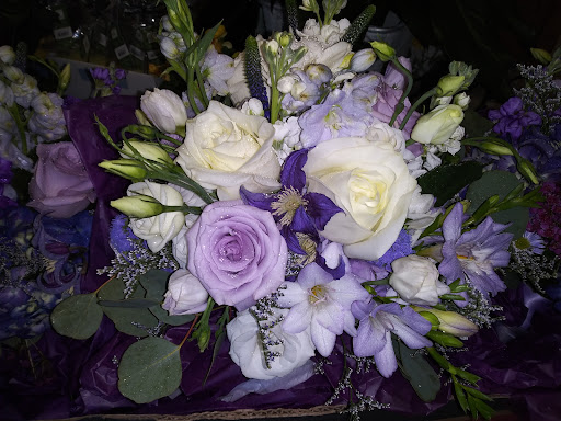 Florist «Barnes House Of Flowers», reviews and photos, 866 N Colony Rd, Wallingford, CT 06492, USA