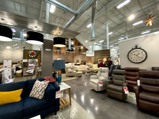 Furniture Store «Brown Squirrel Furniture», reviews and photos, 9901 Sherrill Blvd, Knoxville, TN 37932, USA