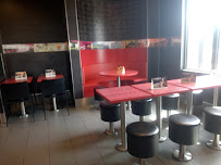 Atmosphère du Restaurant KFC PERIGUEUX TRELISSAC - n°16