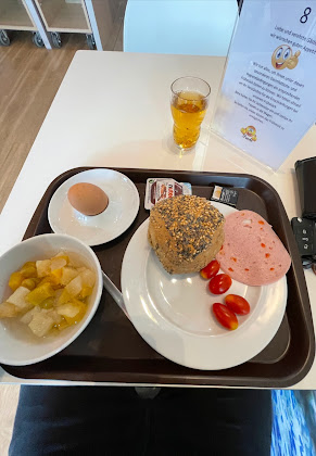 Plats et boissons hôtels B&B Hotel Rostock-Hafen 18055 Rostock