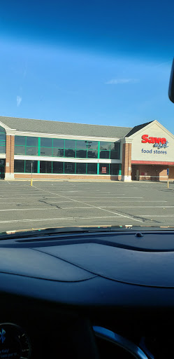 Grocery Store «Save-A-Lot», reviews and photos, 425 Broad St, Manchester, CT 06040, USA