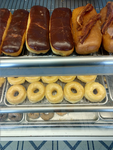 Donut Shop «S H Donuts», reviews and photos, 5313 Manor Rd, Austin, TX 78723, USA